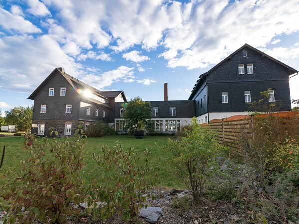 Exterior - Two Adjacent Houses for Groups in the Thuringian Forest With Sauna (Lehesten)