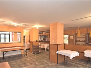 Dining - Two Adjacent Houses for Groups in the Thuringian Forest With Sauna (Lehesten)