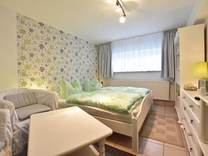Living room - Cozy Apartment in Kühlungsborn near Sea (Kuehlungsborn)