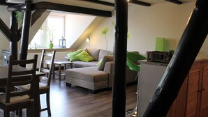 Unclassified image, 5 of 23, button - Welcoming Apartment Near Sea in Klutz (Klutz)
