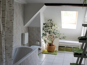 Bathroom - Welcoming Apartment Near Sea in Klutz (Kluetz)