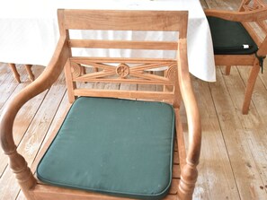 2 bedrooms, cots/infant beds, individually furnished, bed sheets - Elite Apartment in Kröpelin With Sauna (Kroepelin)