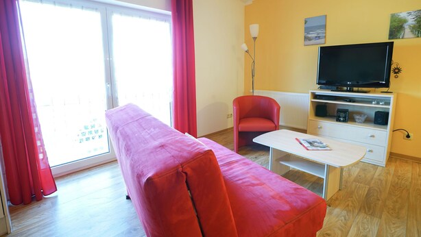 Living room - A Modern Furnished Holiday Home in a Lovely Area (Benz)