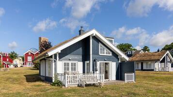 House | Exterior