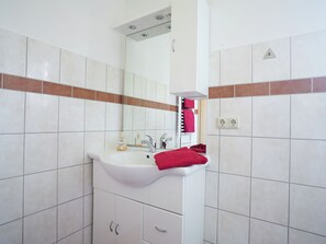 Apartment | Badezimmer | Dusche