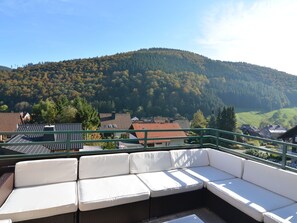 Balcony - Chic Holiday House near Forest in Herzberg am Harz (Herzberg am Harz)
