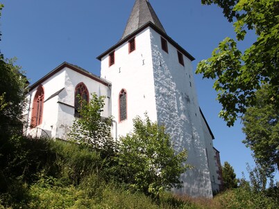 Detached Bungalow in Naturpark Nordeifel near Reservoir
