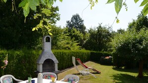 Balcony - Modern Holiday Home Near Ski Area in Dodenau (Battenberg (Eder))