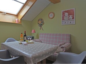 Dining - Holiday Home in Willingen With Terrace and Garden - Including Mein Card Plus (Willingen (Upland))
