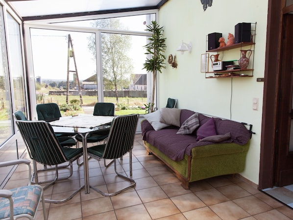 Balcony - Simple Property in Active Cattle Farm (Meisburg)