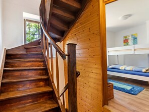 3 Schlafzimmer, individuell eingerichtet, Bettwäsche