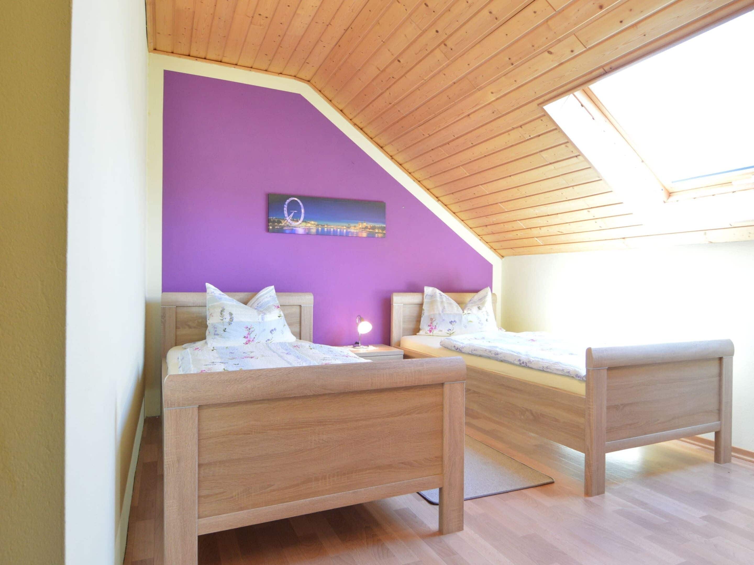 Apartment | 3 bedrooms, individually furnished, bed sheets