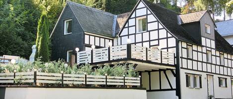 Apartment | Exterior