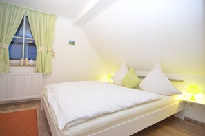 Apartment | 4 Schlafzimmer, individuell eingerichtet, Bettwäsche