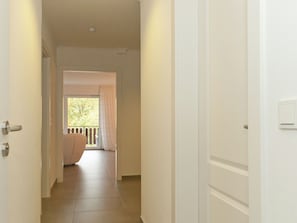 2 bedrooms, individually furnished, bed sheets - Comfortable Apartment in Ernzen Near Town Center (Ernzen)