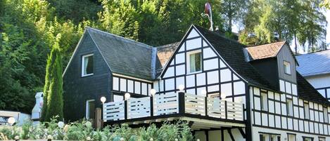 House | Exterior