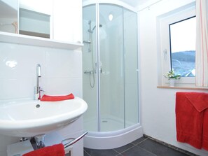 Apartment | Badezimmer | Handtücher