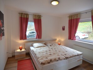 Casa | 5 habitaciones, muebles diferentes y ropa de cama 