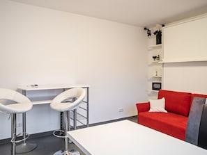 Dining - Lovely Apartment in Duisburg near Forest (Duisburg)