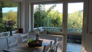 Unclassified image, 4 of 30, button - Cosy, Fully Furnished and Modern Flat at the Edge of the Forest (Winterberg)