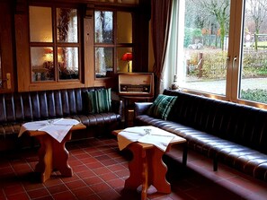 House | Living room | Fireplace - Large Group Accommodation With Fireplace in Schmallenberg (Schmallenberg)