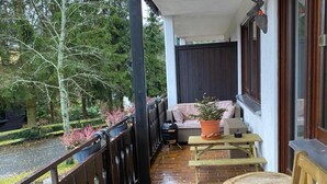 Balcony - Attractive Apartment with Balcony near Winterberg (Winterberg)