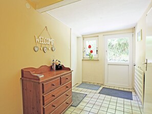 Reception - Beautifully Located Apartment on a Holiday Farm in the Westerwald Region (Katzwinkel (Sieg))