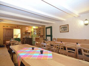 House | Dining - Altes Ferienhaus mit Sauna in Heinsberg (Kirchhundem)
