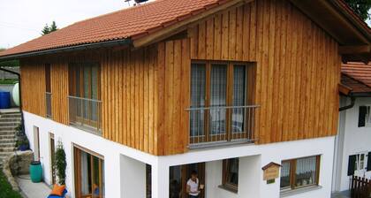 Attractive Holiday Home in Lechbruck am see With Garden