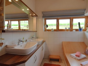 Shower, towels - Attractive Holiday Home in Lechbruck am see With Garden (Lechbruck)