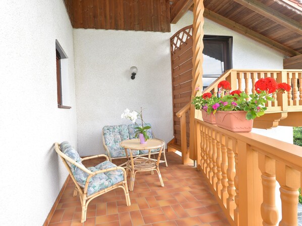 Balcony - Boutique Apartment in Wegscheid Near Ski Lift (Wegscheid)