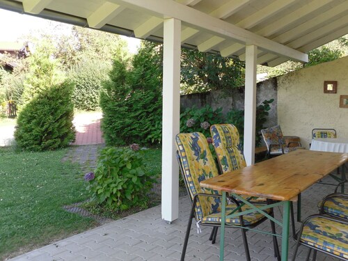 Quaint Apartment Near Forest in Thurmansbang