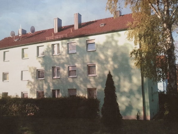 House | Exterior - Pleasant Holiday Home in Herzogenaurach near River (Herzogenaurach)