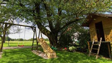Apartment | Garden