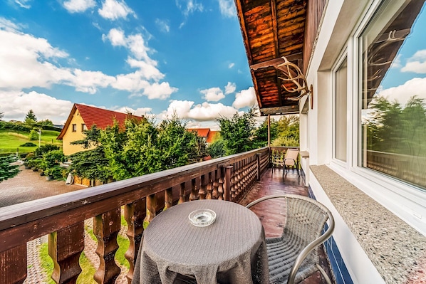 Ferienhaus | Balkon