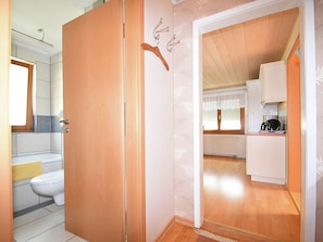1 bedroom, individually furnished, cribs/infant beds, bed sheets - Modern Apartment on the 1st Floor at the Foot of the Feldberg With use of Garden (Todtnau)