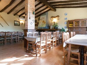 Dining - Cozy Cottage in Pla de L'estany With Private Swimming Pool (Vilademuls)