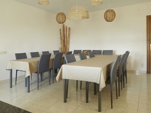 Dining - Fabulous Country House for 18 People With a Nice Privat Swimming Pool (Gurb)