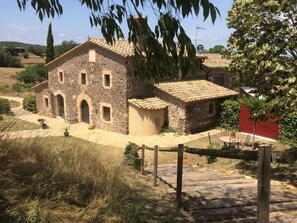 Exterior - Authentic Catalan Farmhouse With Swimming Pool, Near Maçanet de la Selva (Macanet de la Selva)