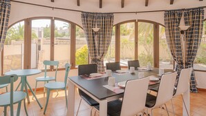 Dining - Spacious Holiday Home With Private Swimming Pool in Benissa (Benissa)