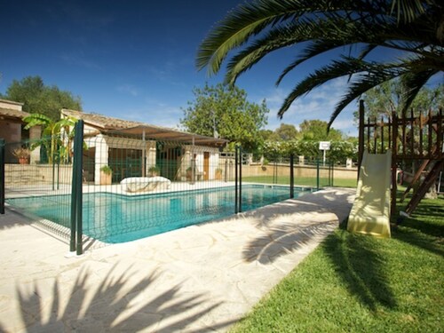Luxurious Holiday Home in Manacor With Private Pool