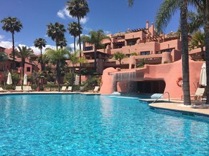 Outdoor pool - Cozy Apartment in Estepona With Sauna (Estepona)