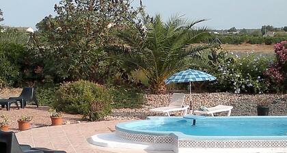 Detached Villa With Private Swimming Pool for Large Families and Groups up to 12 People