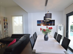 Living room - Modern Villa With Private Swimming Pool in Rojales (Rojales)