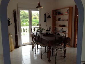 Dining - Luxury Villa With Private Swimming Pool in Ambolo (Javea)