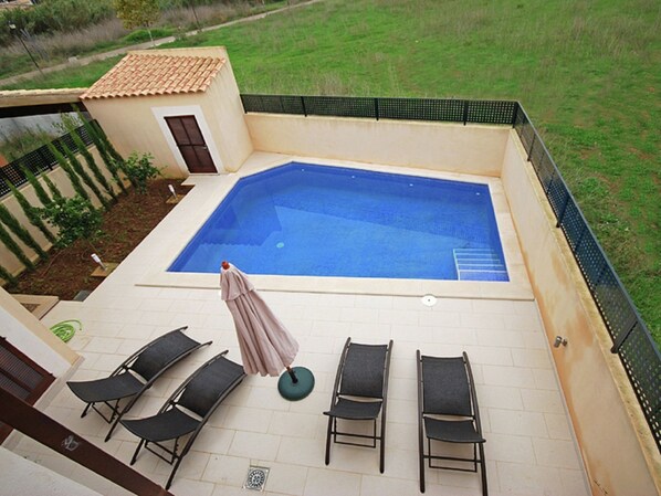 Outdoor pool - Nice and Modern Semi-detached With Private Pool, Situated in a Quiet Area (Sant Llorenc des Cardassar)