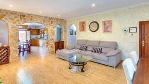 Living room - Cozy Mansion With Swimming Pool in Buger Majorca (Buger)