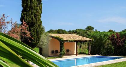 Beautiful Mansion in Arta With Swimming Pool