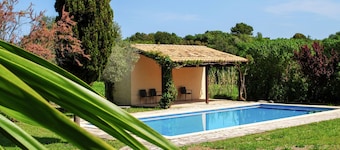 Beautiful Mansion in Arta With Swimming Pool