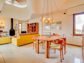 Dining - Luxury Villa for 8 People With Spectacular Views Over the bay of Palma (Llucmajor)